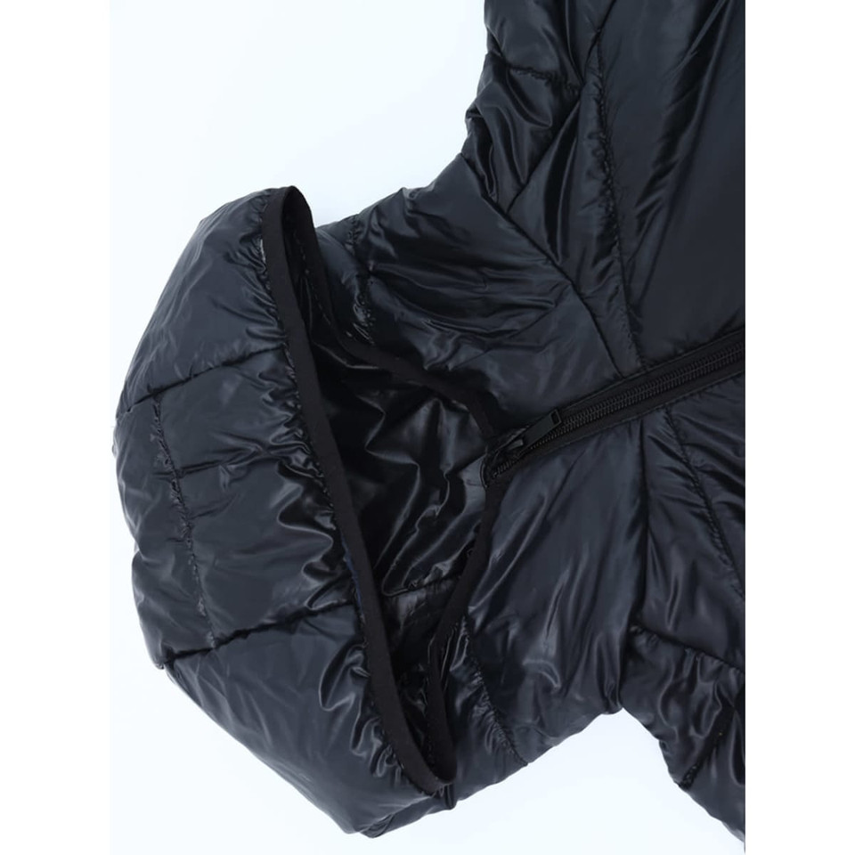 Adult's Sustainable Lightweight Hooded Puffer Jacket