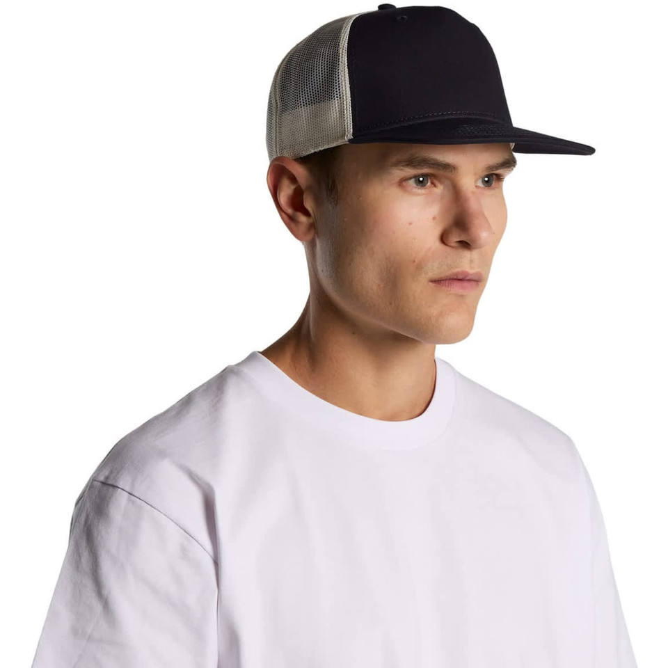 Stock Contrast Trucker
