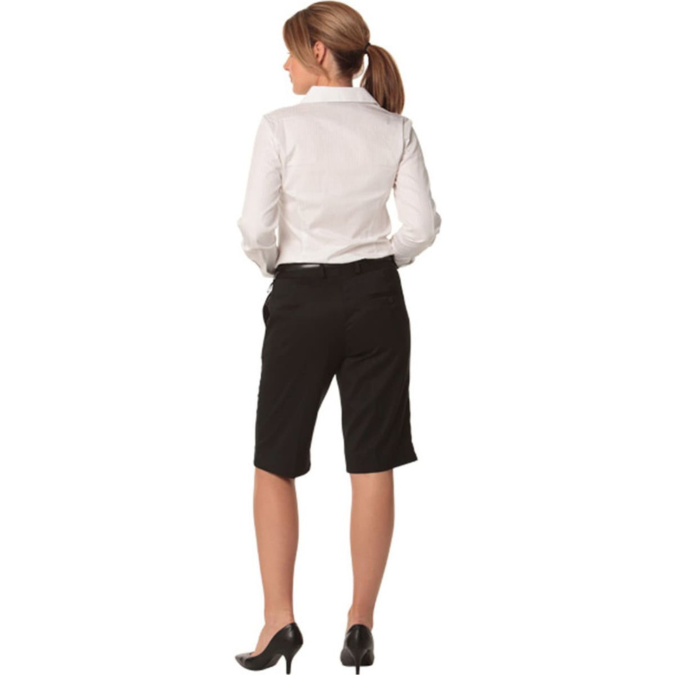 Women's Knee Length Flexi Waist Shorts in Poly/Viscose Stretch