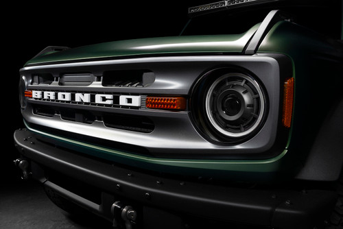 Oracle Ford Bronco 21+ Oculus  Bi-LED Projector Headlights SEE WARRANTY - 5886-001 Photo - lifestyle view