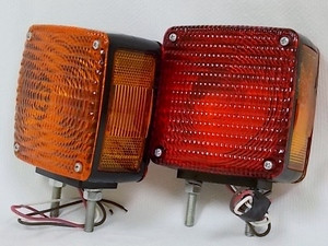 Truck-Lite 4742 Universal Dual-Face T/S Bulb