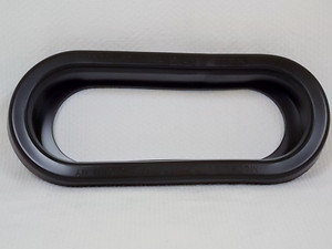 Truck-Lite 60700 Oval Grommet Model 60