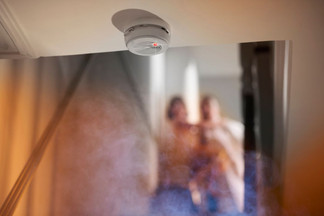 How to Vape Without Setting Off Smoke Alarms - Expert Tips & Guide