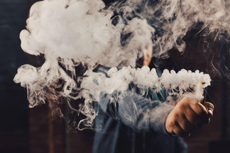 How Long Does Vape Smoke Stay in the Air? Expert Insights