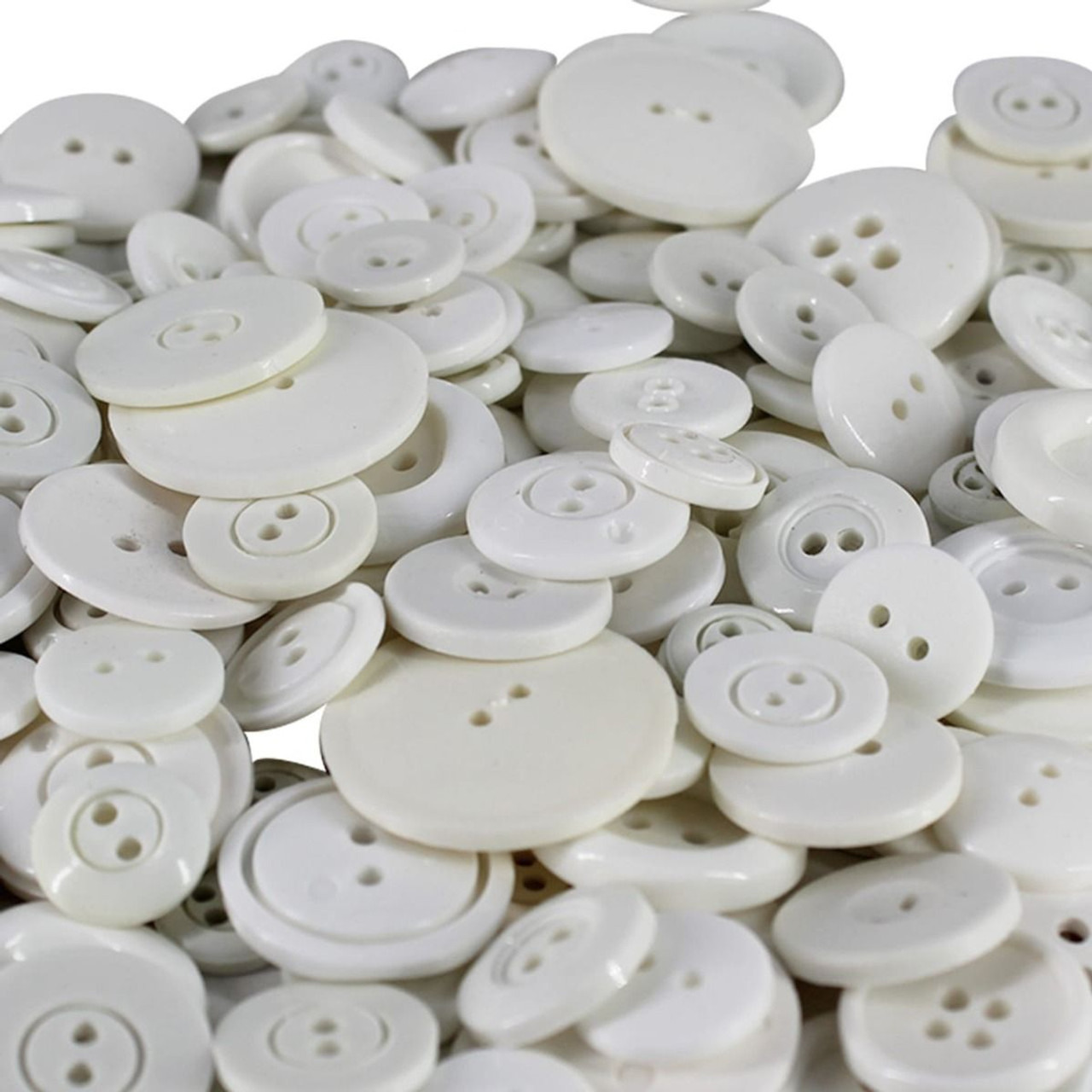 Plastic Buttons, Flat White - 100g