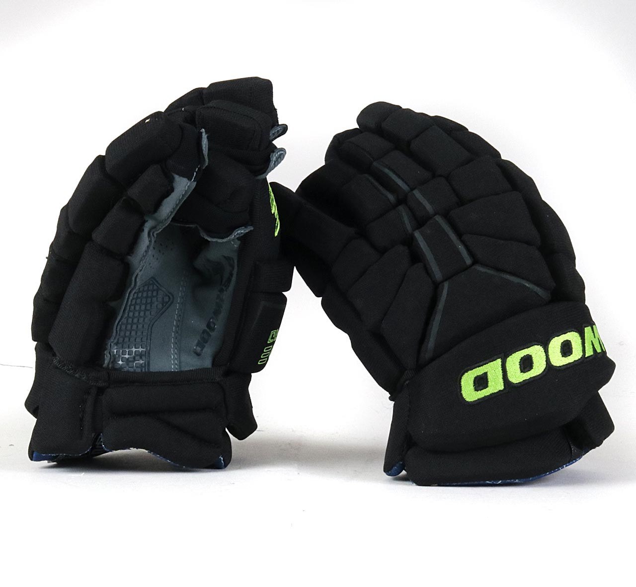 Hockey Gloves Youth Cypress 4-Roll Junior Hockey Gloves Black
