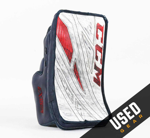 Regular - CCM Extreme Flex 4 Navy Blue Blocker - Tomas Vomacka Nashville Predators