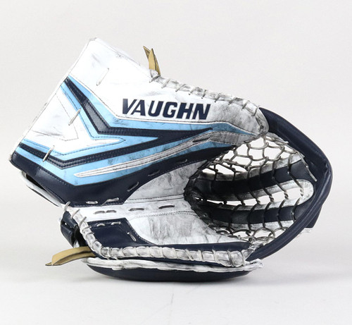 Regular - Vaughn Ventus SLR2 Pro Navy Blue Glove - Devin Cooley Nashville Predators Regular - Vaughn Ventus SLR2 Pro Navy Blue Glove - Devin Cooley Nashville Predators