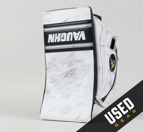 Full Right - Vaughn Velocity V5 7900 White Blocker - Cal Petersen Los Angeles Kings #2