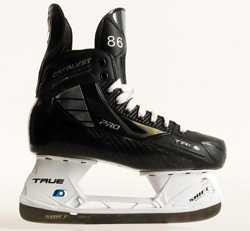 Size 7 / 7 - TRUE Catalyst Pro Custom Skates - Team Stock #16 Size 7 / 7 - TRUE Catalyst Pro Custom Skates - Team Stock #16
