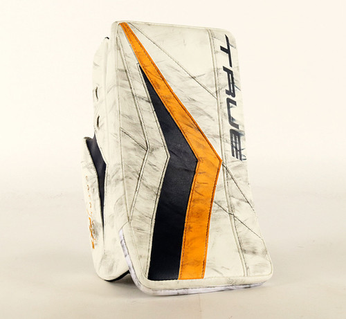 Regular - TRUE Catalyst PX3 White Blocker - Kevin Lankinen Nashville Predators Regular - TRUE Catalyst PX3 White Blocker - Kevin Lankinen Nashville Predators