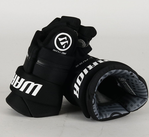 8" Warrior Rise Youth Black Gloves