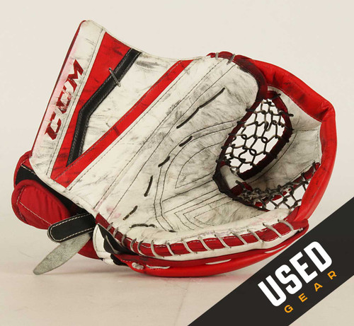 Regular - CCM Extreme Flex 2  Red Glove - Michael Leighton Chicago Blackhawks