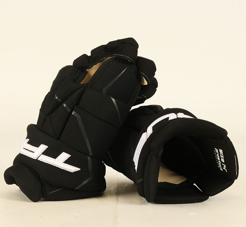 13.5" True Catalyst 9X Gloves - Team Stock Boston Bruins #2