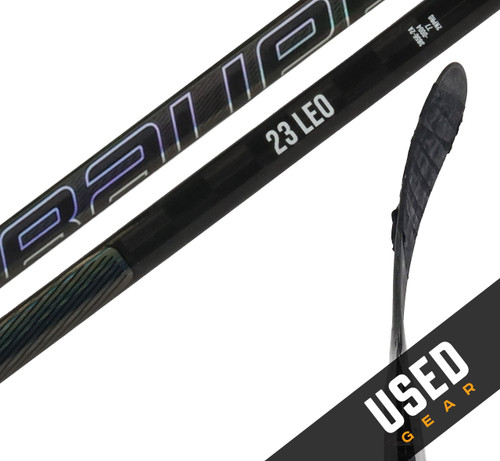 Left - Sean Monahan Nexus 2N Pro 'Dressed as Nexus Tracer' 77 Flex Stick