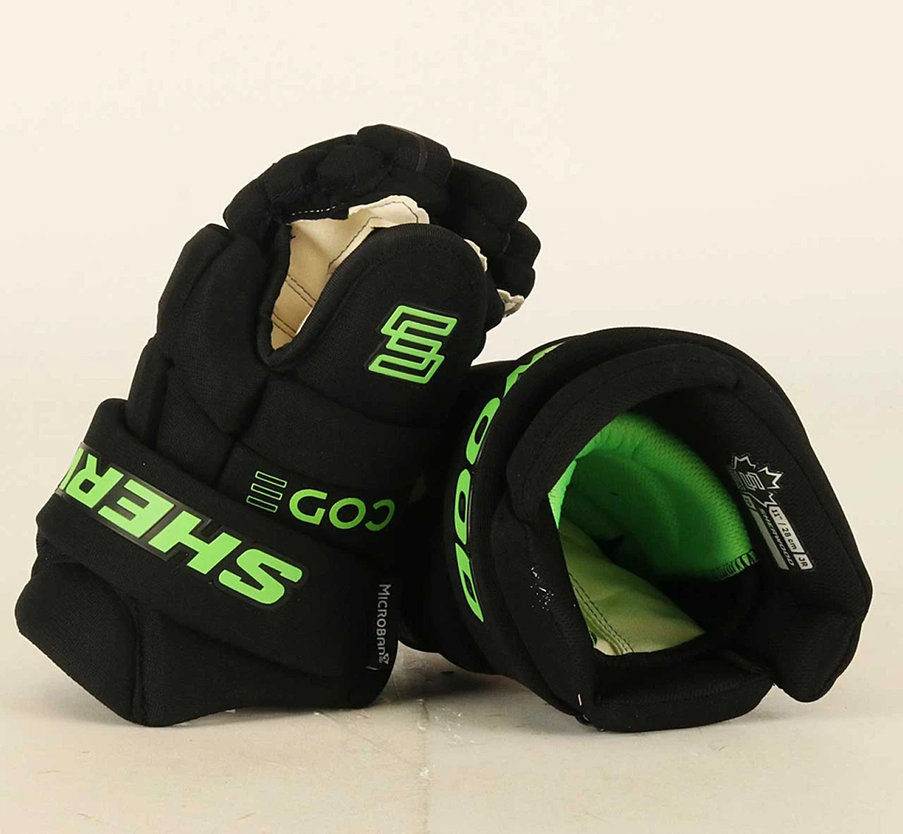 Bauer Gloves