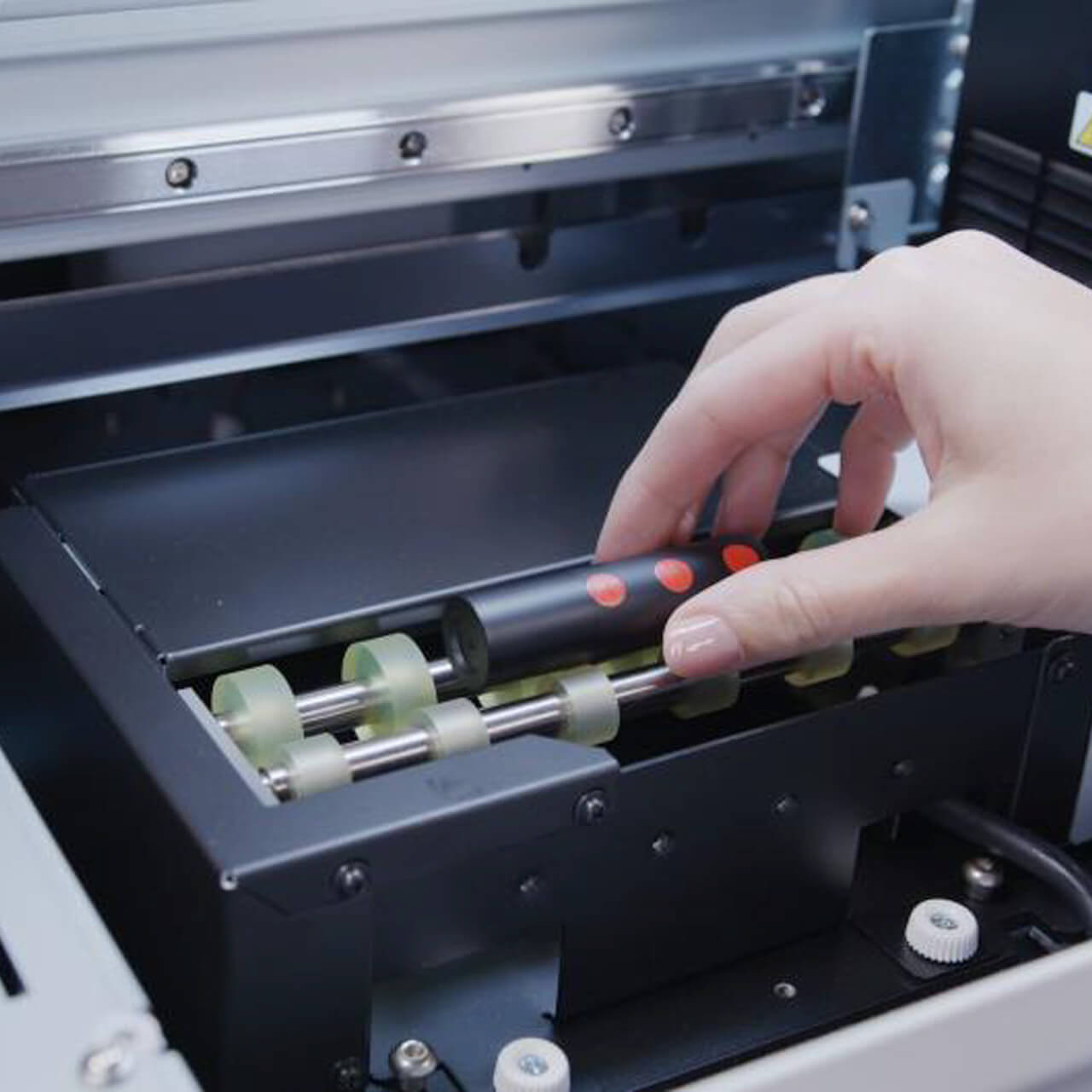 Demo Roland VersaSTUDIO BD-8 Desktop UV Printer