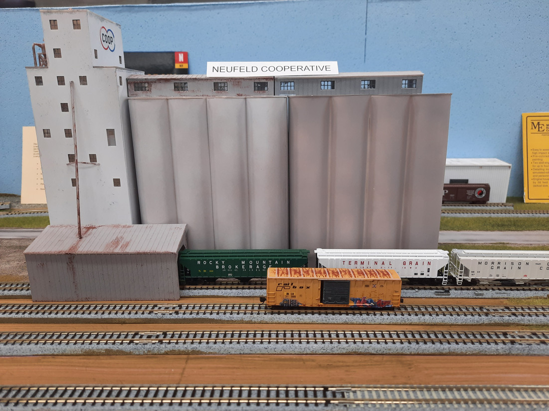 Weathering Rolling Stock and Locomotives: Transforming Models into Realistic, Aged Masterpieces