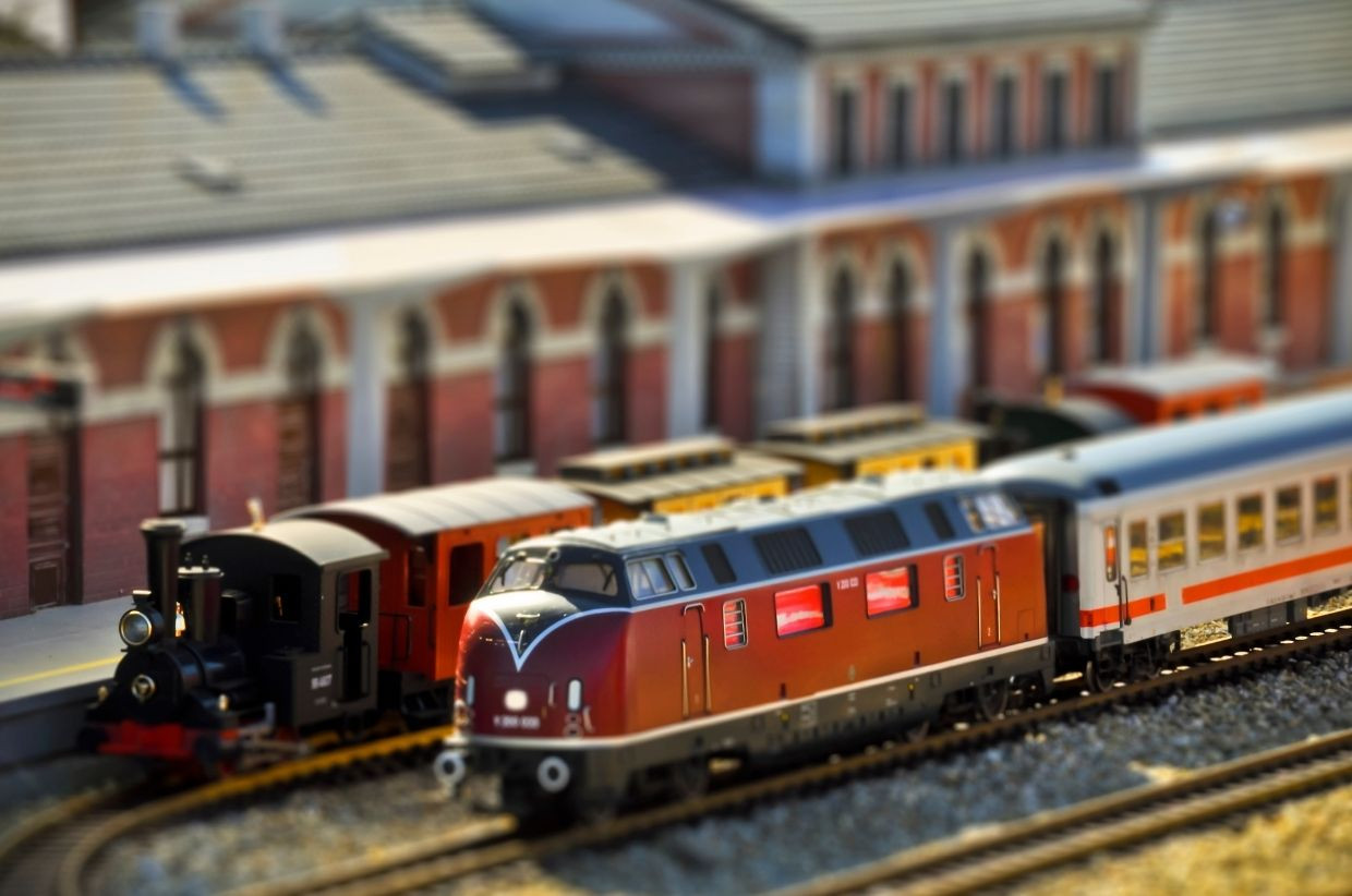 HO Scale Model Trains