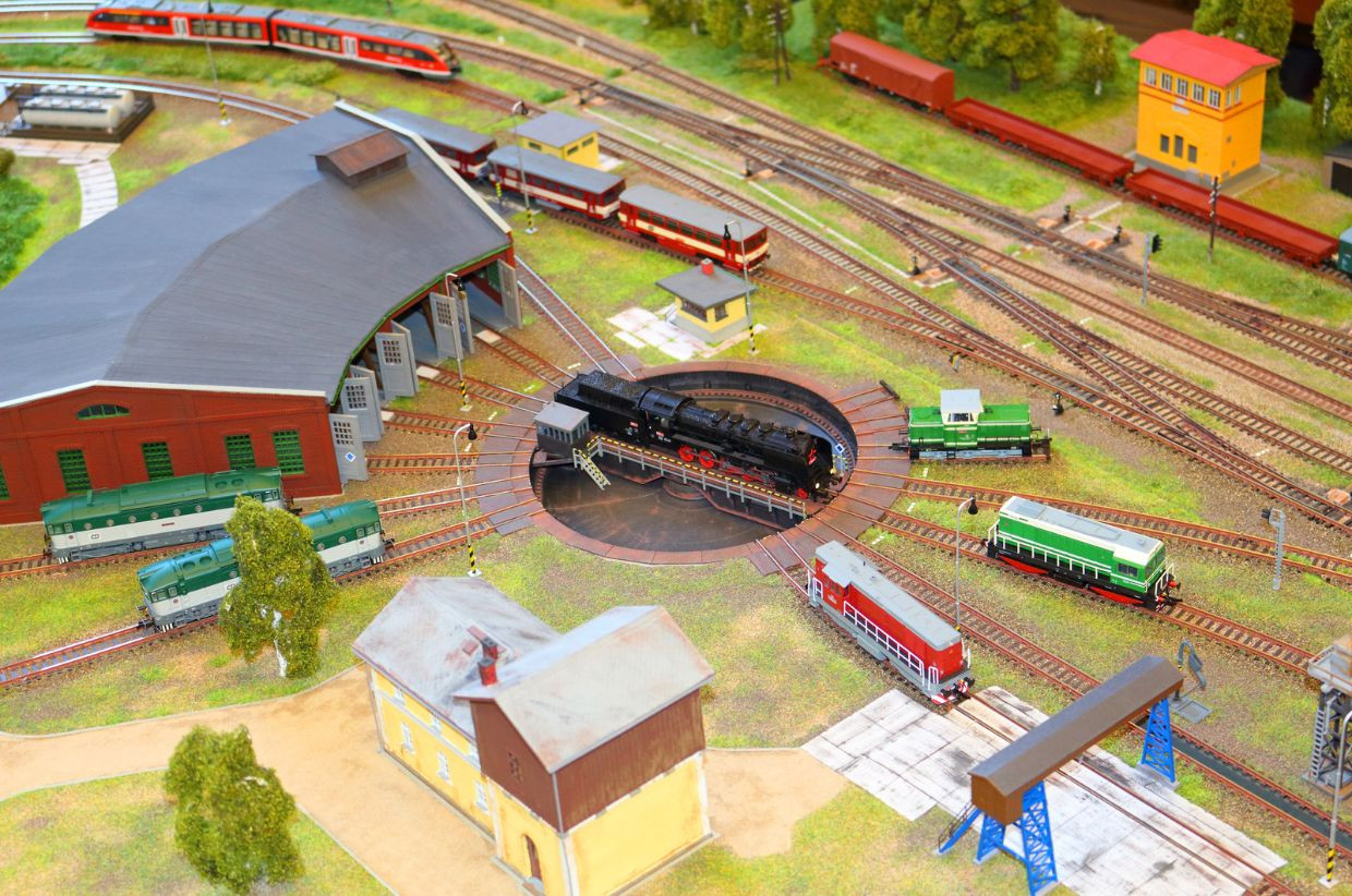 Great selection of Static Grass at Midwest Model RR