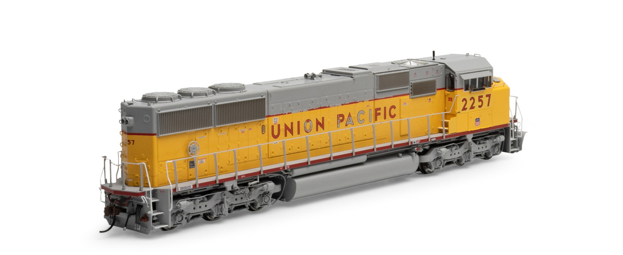 リンダです Athearn Genesis 75632 - EMD SD60M 'Tri-Clops' (DCC and Sound