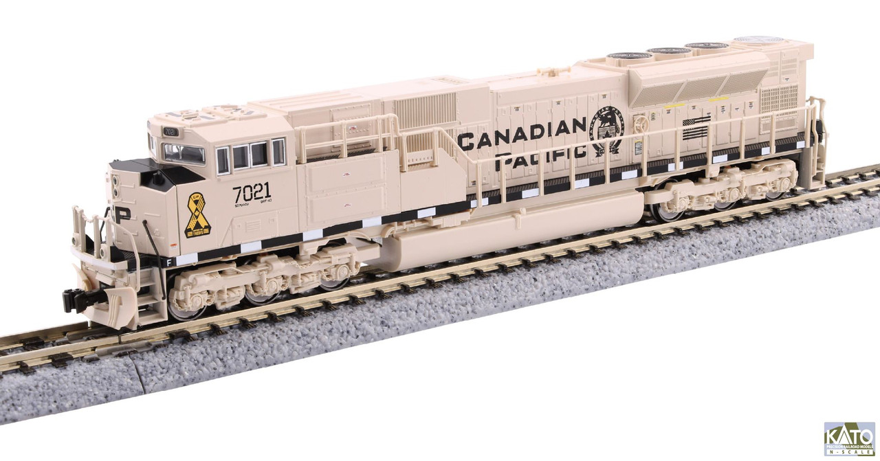 Kato 176-8542 - EMD SD70ACu (DC Silent) Canadian Pacific (CP