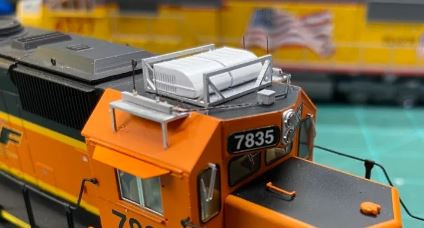 MACRail 859 - RCL Stand (Large) w/ Antennas (2 Pair) - HO Scale Kit ...