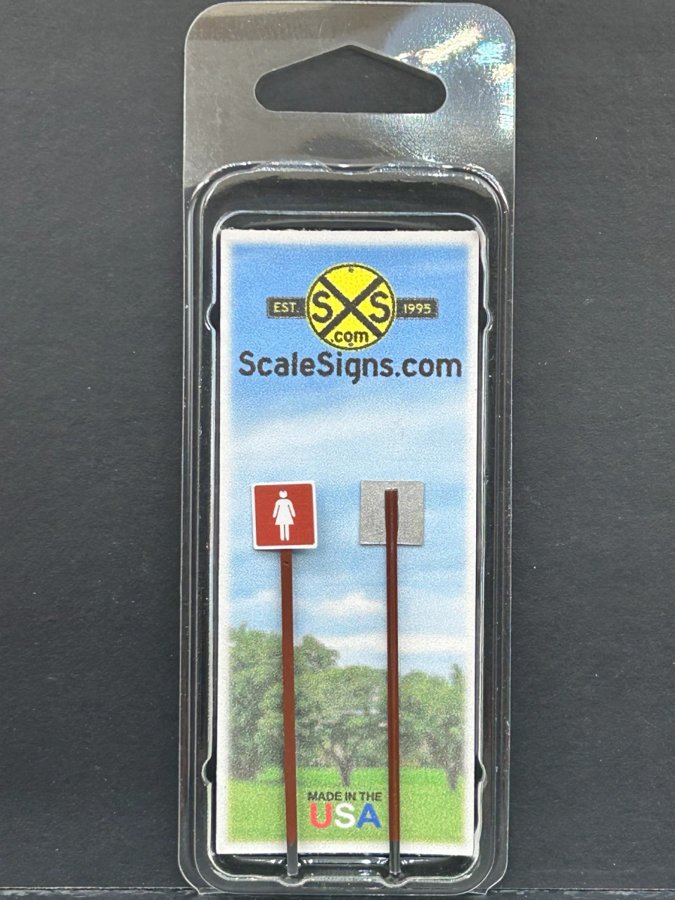 ScaleSigns HO-1400-009-C - Women's Room Sign (2) - HO Scale - Midwest ...