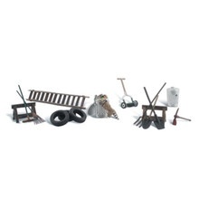 Woodland Scenics HO Scale People – Street Accessories A1941 – Pre-Built, Japan