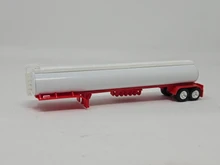 Showcase Miniatures 3009 - Propane Tank Truck - HO Scale Kit