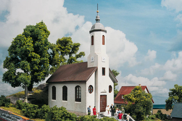 Piko 61825 - St. Lucas Church  - HO Scale Kit