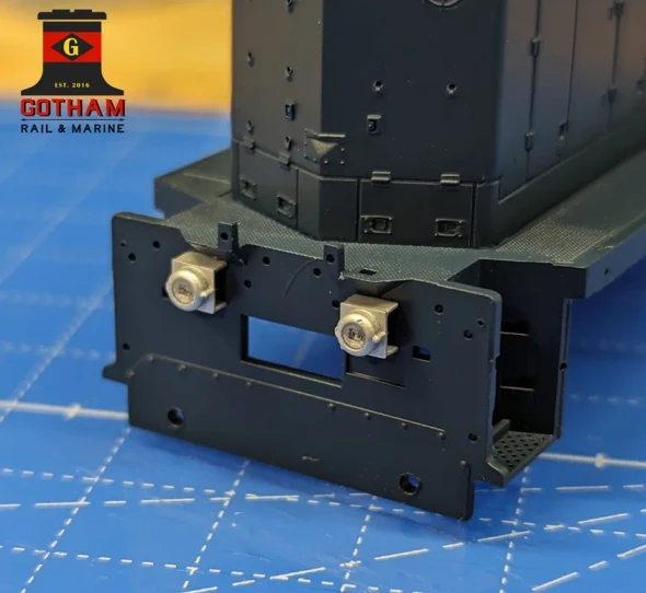 Gotham Rail 3068 - “Pyle” Pilot Mounted Ditch Light – Horizontal Channel  - HO Scale