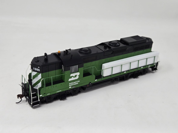 Pre-Owned: Athearn Genesis GP18 Locomotive (DC Silent) Burlington Northern (BN) 1996 - HO Scale