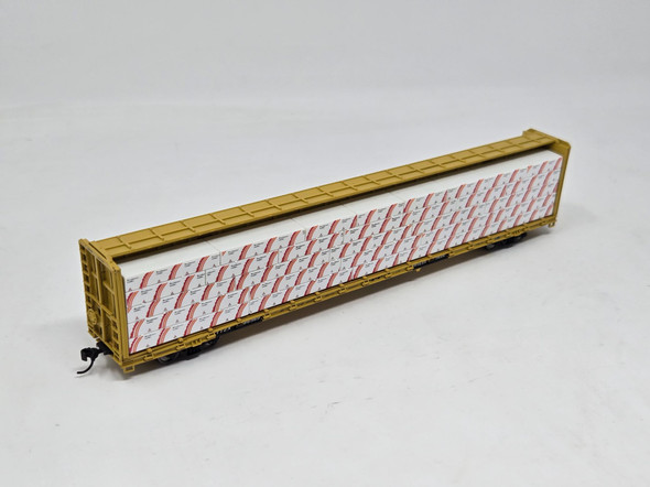 Pre-Owned: Walthers Mainline 72' Centerbeam Flatcar with Lumber Load TTX (TTZX) 86369 - HO Scale