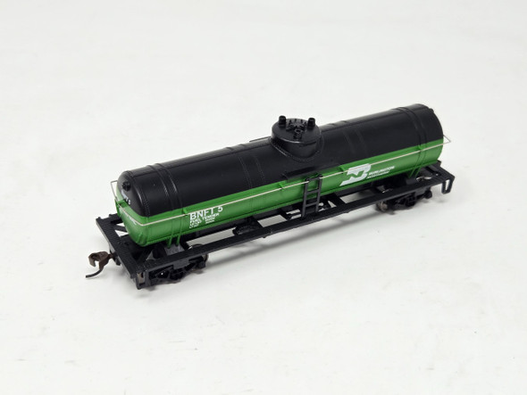 Pre-Owned: Walthers Trainline Burlington Northern Tank Car BNFT 5 - HO Scale