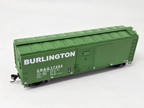 Pre-Owned: Bowser 40' Box Car Chicago, Burlington & Quincy (CB&Q) 17293 - HO Scale