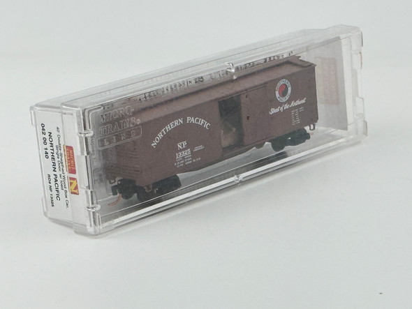 Pre-Owned: Micro-Trains 40’ Double Sheathed Wood Box Car, Single Door,, w/ load Northern Pacific 13325 - N Scale