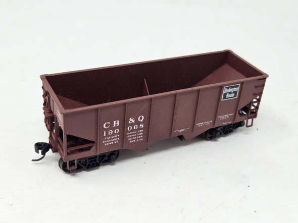 Pre-Owned:  2-Bay Open Hopper Chicago, Burlington & Quincy (CB&Q) 190068 - HO Scale