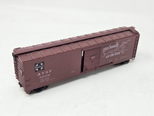 Pre-Owned: Athearn 50' Boxcar Atchison, Topeka and Santa Fe (ATSF) 11006 - HO Scale