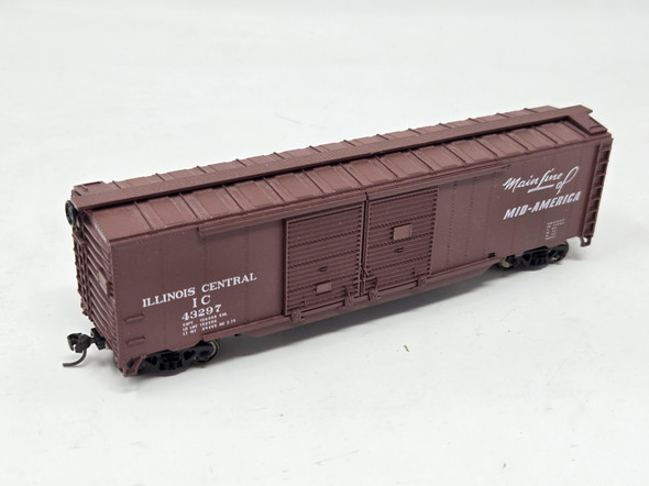 Pre-Owned: Athearn 50' Boxcar Illinois Central 43297 - HO Scale