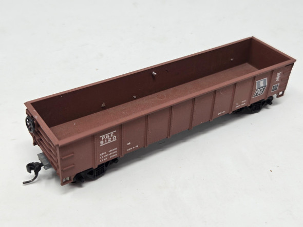 Pre-Owned: Roundhouse Gondola P.G.E. 9120 - HO Scale