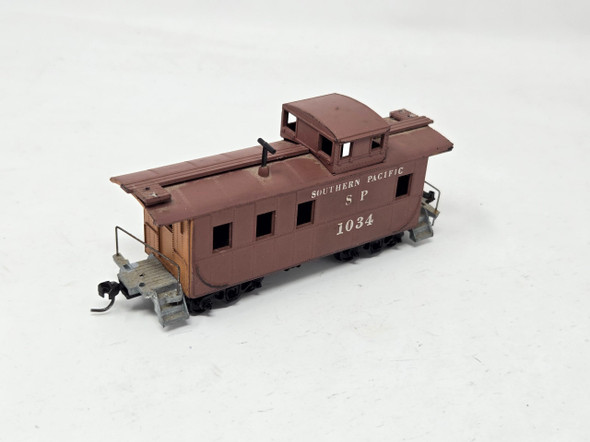 Pre-Owned: Roundhouse Caboose Southern Pacific 1034 - HO Scale