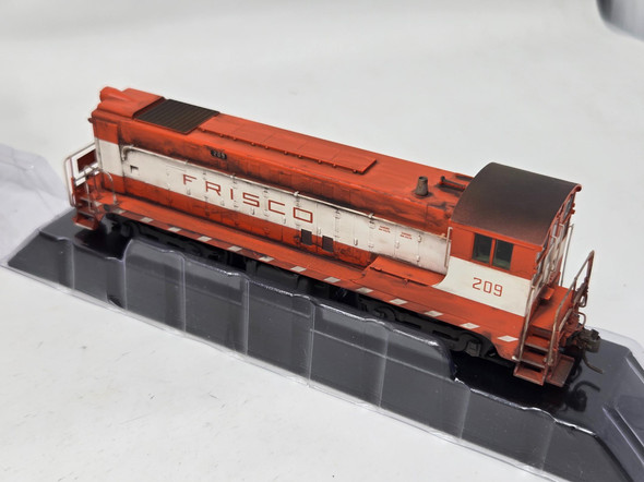 Pre-Owned: Bowser Baldwin VO-1000 (DCC and Sound) St Louis - San Francisco (SLSF) 209 - HO Scale