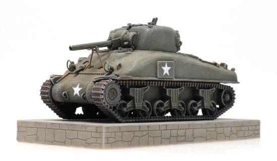Artitec 387.448 - Sherman Tank M4A1 as Monument  - HO Scale