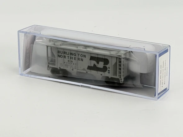 Pre-Owned: Atlas PS-2 Covered Hopper Burlington Northern 424767 - N Scale