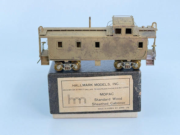 Pre-Owned: Hallmark Models Inc. Standard Wood Sheathed Caboose Undec  - HO Scale