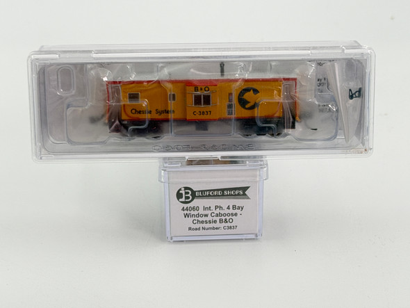 Pre-Owned: Bluford Shops INT Ph 4 Bay Window Caboose Chessie B&O - NIB Chessie-Baltimore and Ohio C 3837 - N Scale