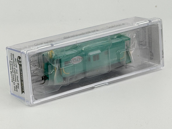 Pre-Owned: Bluford Shops INT Half Bay Window Caboose - NIB New York Central 21778 - N Scale