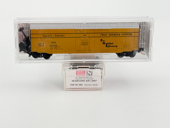 Pre-Owned: Micro-Trains 50’ Standard box car, Plug Door, w/o roof walks Seaboard Air Line 593491 - N Scale