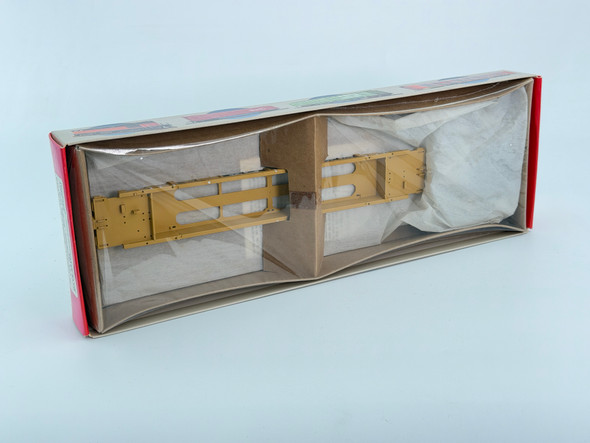 Pre-Owned: Walthers 70’ Thrall Double Stack car, TTX Company, single unit, Kit TTX DTTX 54184 - HO Scale